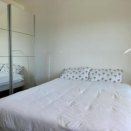 Bel Appartement Avec Vue Mer Villeneuve-Loubet Zewnętrze zdjęcie