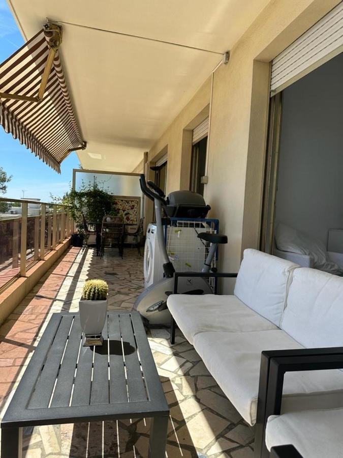 Bel Appartement Avec Vue Mer Villeneuve-Loubet Zewnętrze zdjęcie
